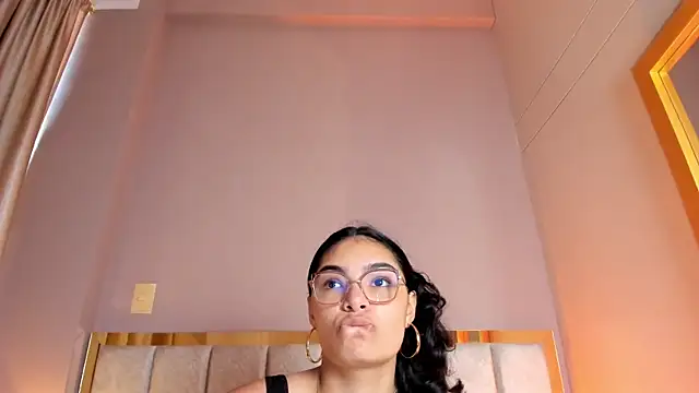 LunaAspen  online show from 18, 11, 2025