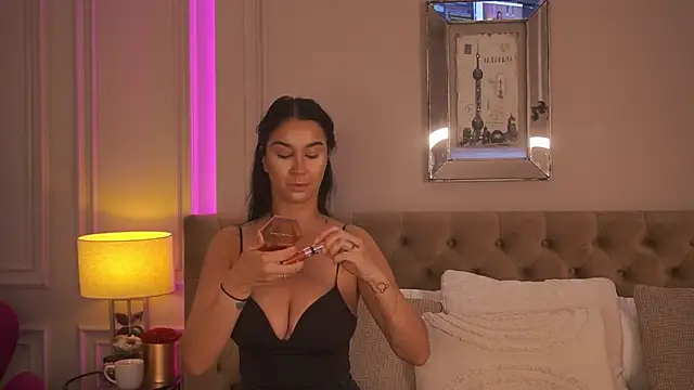 FrancescaDante online show from 11, 7, 2026