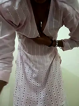 Alia-00 online show from 6, 11, 2025