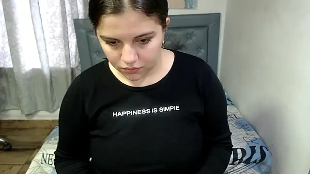 Snapshot of sarah_aguilar chatting on 28, 4, 2026 sarah aguilar online show from 28, 4, 2026