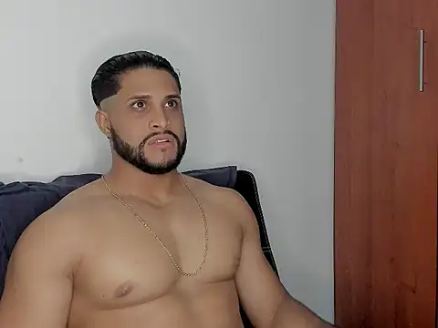 Pier Simons online show from 10, 9, 2025