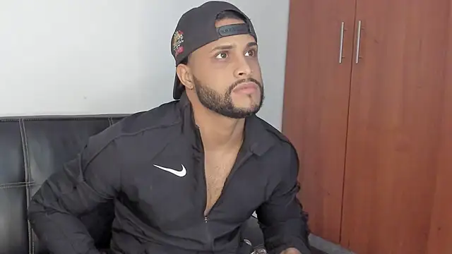 Pier Simons online show from 16, 10, 2025