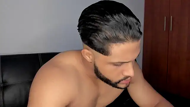 Pier Simons online show from 1, 2, 2026