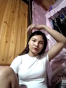 Duyen02 online show from 7, 10, 2025