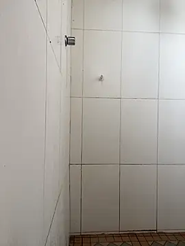 Snapshot of Chloe_Leaozinho chatting on 20, 10, 2025 Chloe Leaozinho online show from 20, 10, 2025