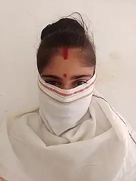 Snapshot of Suhani_cuty chatting on 24, 9, 2025 Suhani cuty online show from 24, 9, 2025