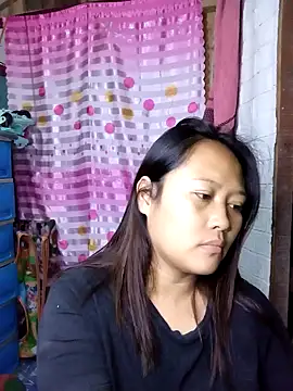 pretty me092121 online show from 15, 10, 2025