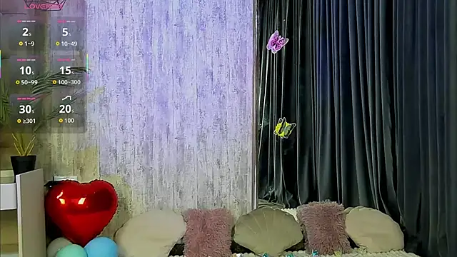 Maya Collins  online show from 13, 3, 2026