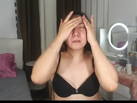 Snapshot of stellahugeX chatting on 21, 2, 2026 stellahugeX online show from 21, 2, 2026