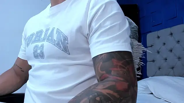 andres-clark92 online show from 28, 9, 2025