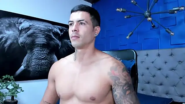 Snapshot of andres-clark92 chatting on 4, 2, 2026 andres-clark92 online show from 4, 2, 2026