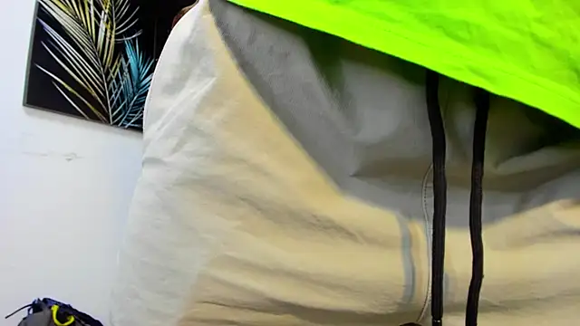 Snapshot of andres-clark92 chatting on 8, 2, 2026 andres-clark92 online show from 8, 2, 2026