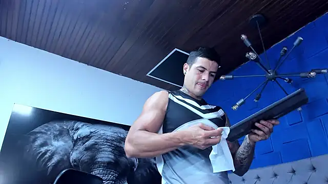 Snapshot of andres-clark92 chatting on 12, 2, 2026 andres-clark92 online show from 12, 2, 2026