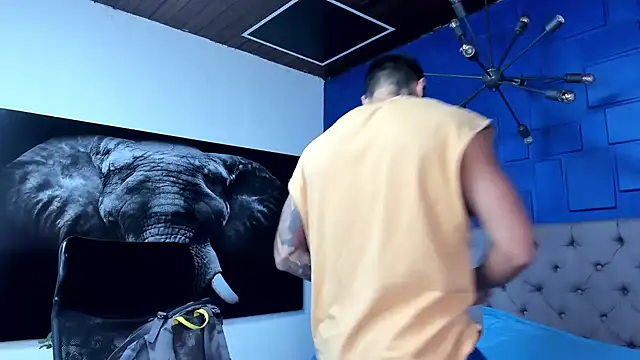 Snapshot of andres-clark92 chatting on 14, 2, 2026 andres-clark92 online show from 14, 2, 2026