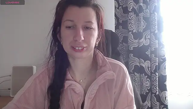 RosieHayes online show from 25, 11, 2025