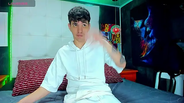 Matteo12  online show from 25, 9, 2025