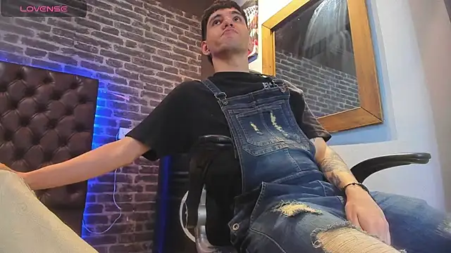 Matteo12  online show from 7, 10, 2025