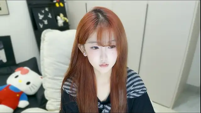 wanzi-1229 online show from 11, 10, 2025
