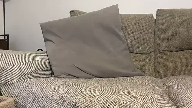 That English Rose  online show from 6, 2, 2026