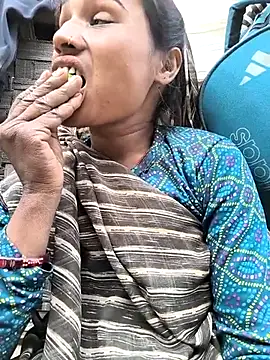 Hot raaani online show from 16, 12, 2025