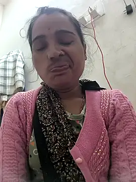 Hot raaani online show from 19, 12, 2025