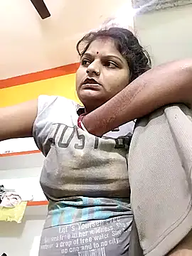 Hot mirchjii online show from 11, 10, 2025