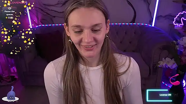 DiamondGoldie online show from 21, 9, 2025