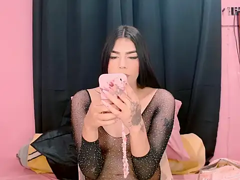  crystal23  online show from 11, 10, 2025