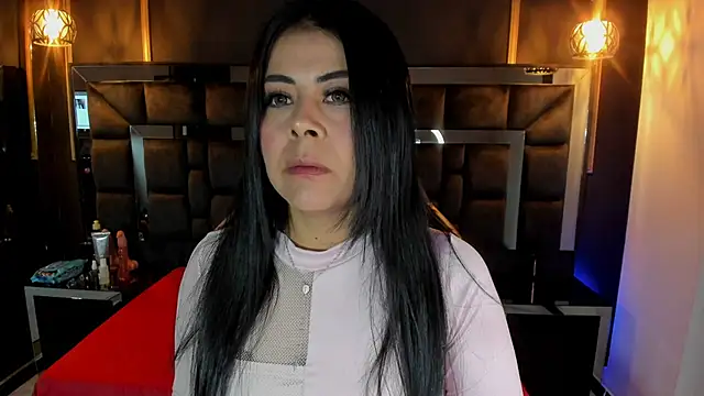 Aniajoness  online show from 25, 9, 2025