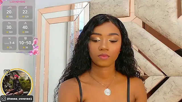 Tessa Owenss online show from 5, 10, 2025