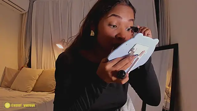 Snapshot of Estefy_arroyo1 chatting on 5, 10, 2025 Estefy arroyo1 online show from 5, 10, 2025