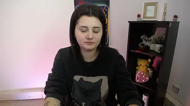 Katrin kiss  online show from 28, 10, 2025