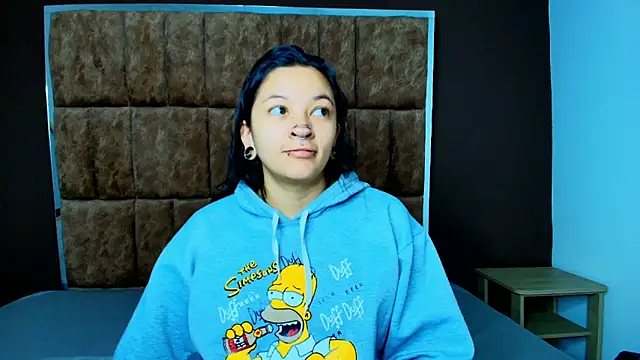 Kitty ravee online show from 6, 10, 2025