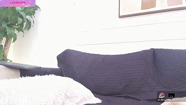 Daisy Price online show from 5, 1, 2026