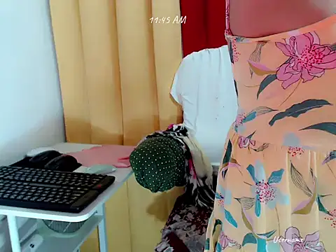 nesianhottits online show from 26, 5, 2026
