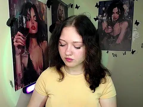 LadyAlice  online show from 29, 9, 2025