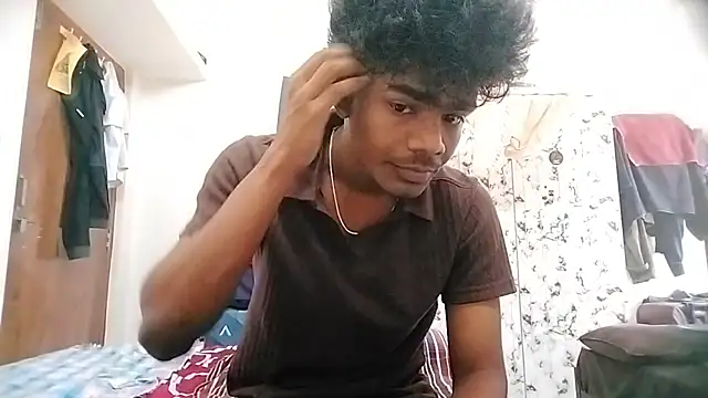 Snapshot of Rahulisagoodguy chatting on 7, 10, 2025 Rahulisagoodguy online show from 7, 10, 2025