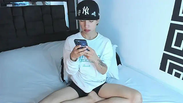 Snapshot of Thiago_Divine_ chatting on 25, 9, 2025 Thiago Divine  online show from 25, 9, 2025