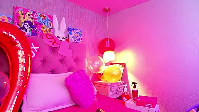 laurenelove online show from 13, 2, 2026