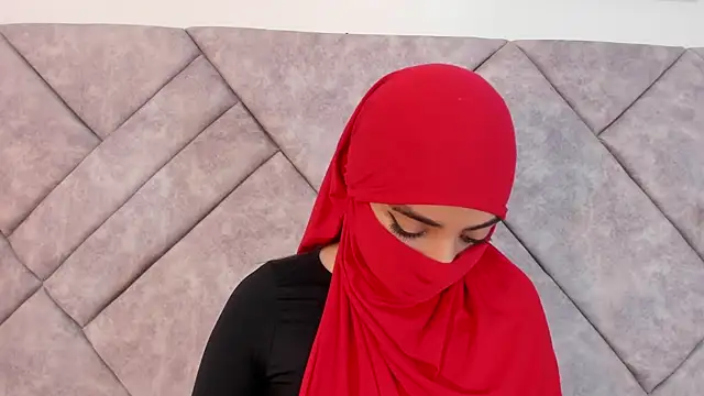 nayiraa  online show from 16, 3, 2026