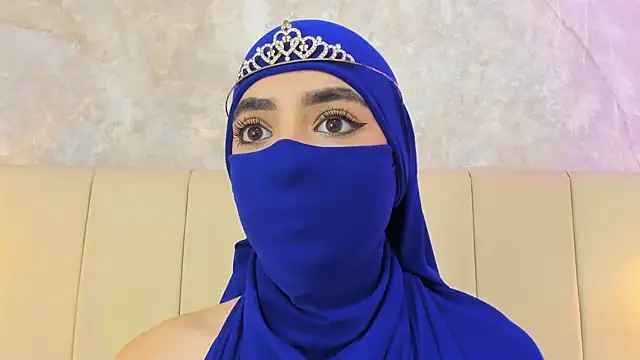 nayiraa  online show from 7, 4, 2026