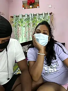 Lovlycouple1 online show from 10, 10, 2025