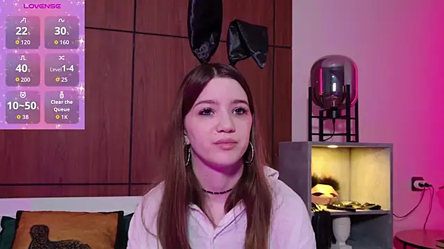 Alison kisss online show from 3, 4, 2026