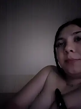 Snapshot of Ionii25 chatting on 18, 5, 2026 Ionii25 online show from 18, 5, 2026