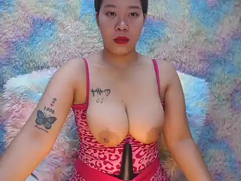 Snapshot of wild_rose69 chatting on 31, 5, 2026 wild rose69 online show from 31, 5, 2026