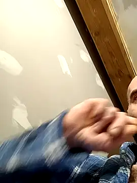 Snapshot of KissMeAss9387 chatting on 29, 10, 2025 KissMeAss9387 online show from 29, 10, 2025