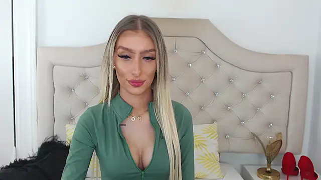 NatalieSensual online show from 7, 1, 2026