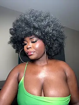 WomanNextdoor1 online show from 28, 3, 2026