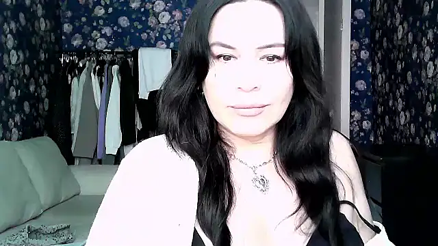 Monica-Mia online show from 4, 2, 2026