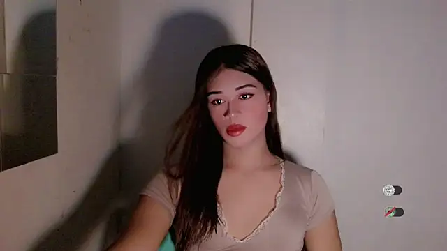 Snapshot of Anggeh_Slut chatting on 7, 7, 2026 Anggeh Slut online show from 7, 7, 2026